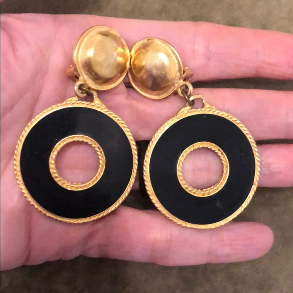 1980’s Vintage clip earrings